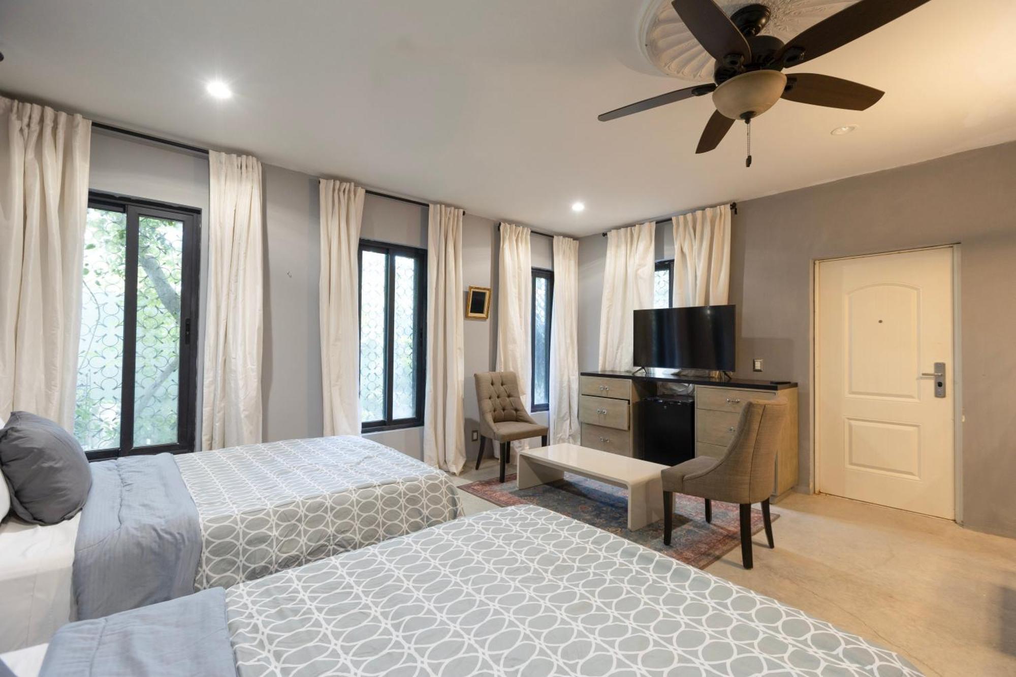 Villa Casa Halo - Mansion, Nightclub, Pool, Sonos, Gated, Staff Tulum