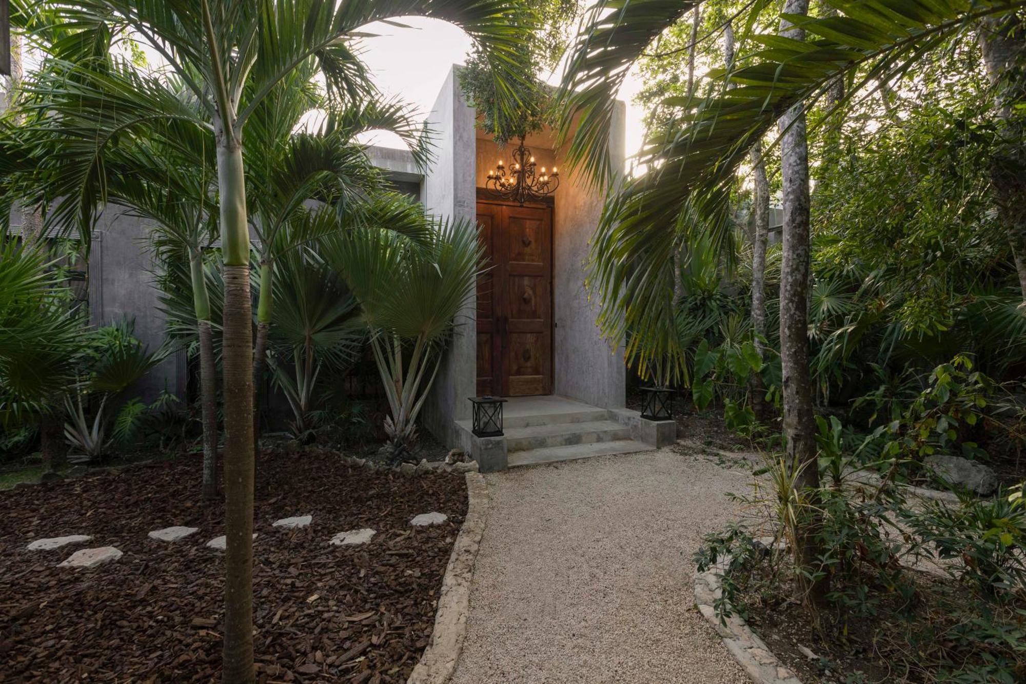 Casa Halo - Mansion, Nightclub, Pool, Sonos, Gated, Staff Tulum